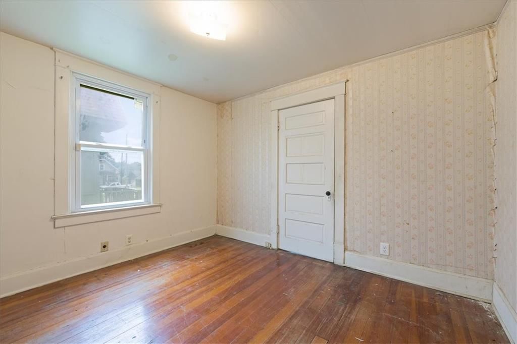 2054 N Tremont Street — photo 11