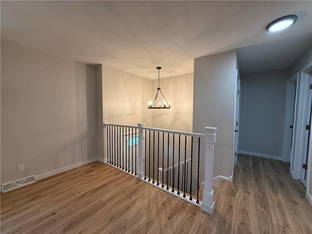 4924 N Smalley Avenue — photo 8