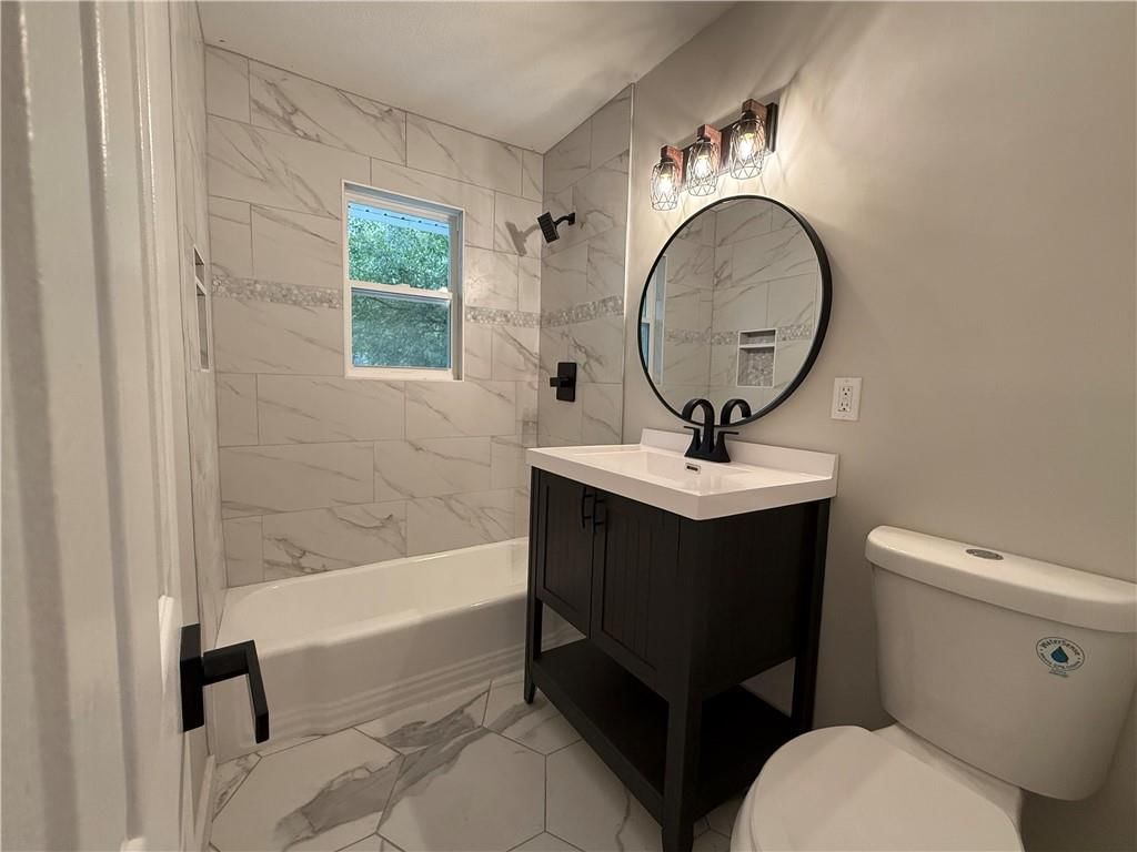 4924 N Smalley Avenue — photo 17