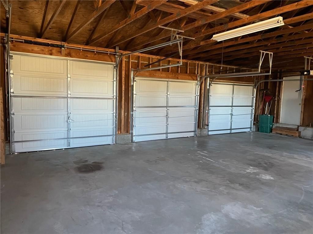 2120 Pin Oak Drive — photo 8