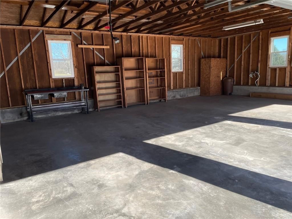 2120 Pin Oak Drive — photo 9