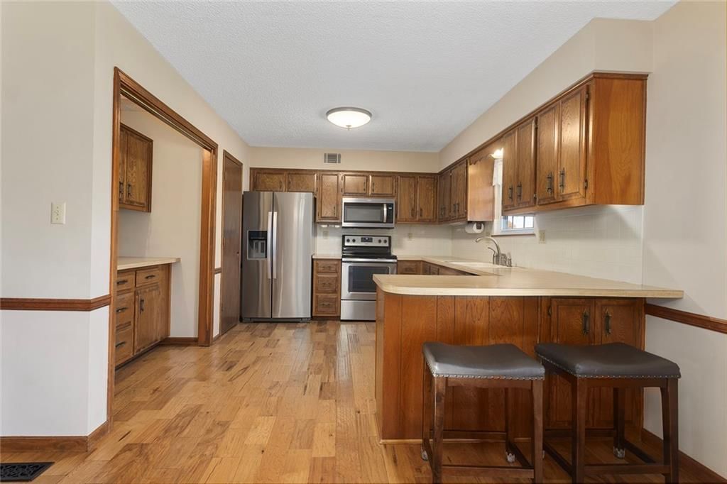 2120 Pin Oak Drive — photo 20