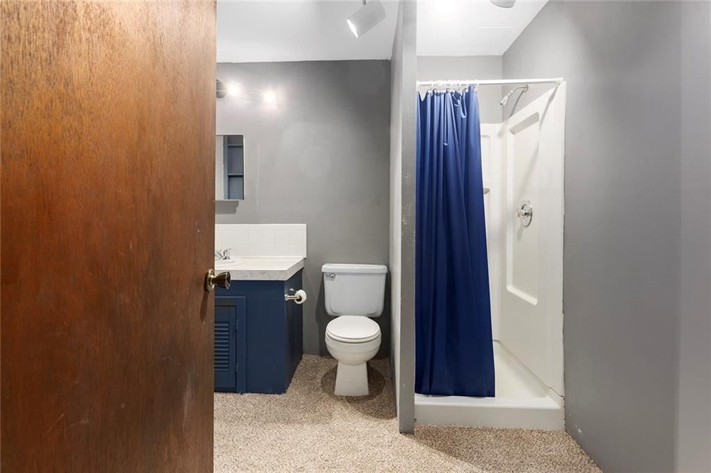 2120 Pin Oak Drive — photo 39