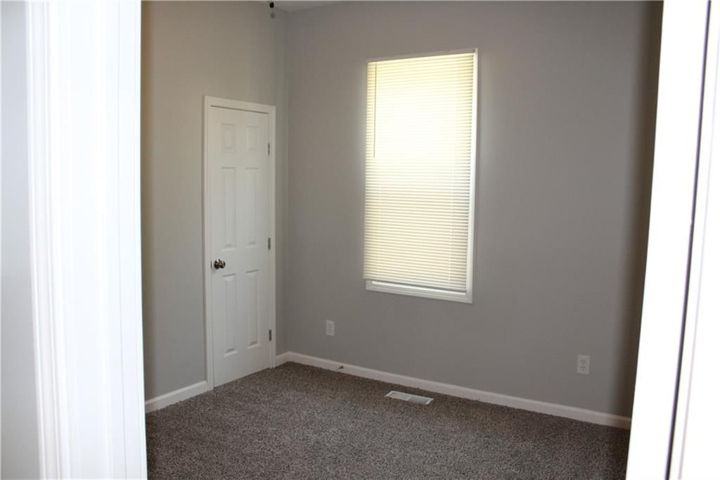 312 S 10th Street — photo 9
