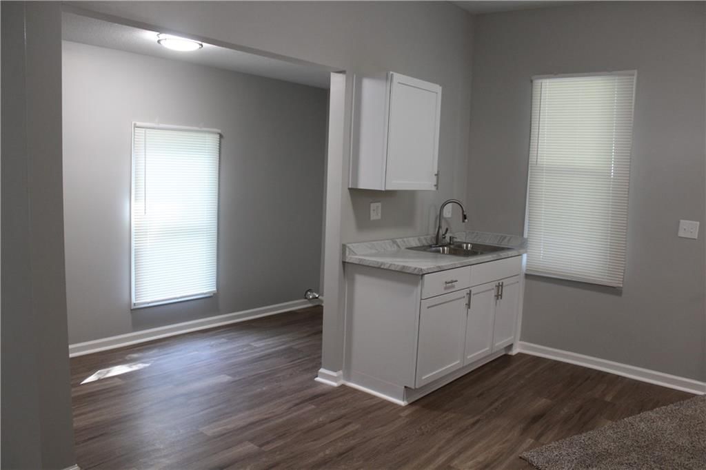 312 S 10th Street — photo 10