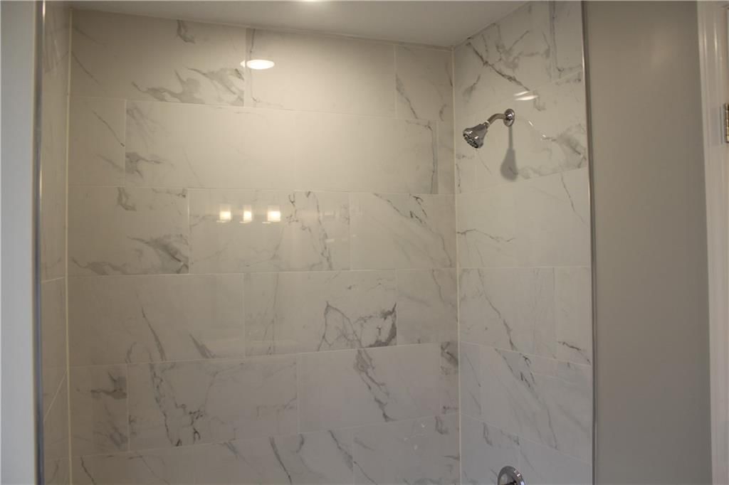 312 S 10th Street — photo 15