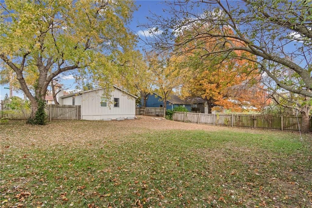 401 NE 88th Street — photo 23