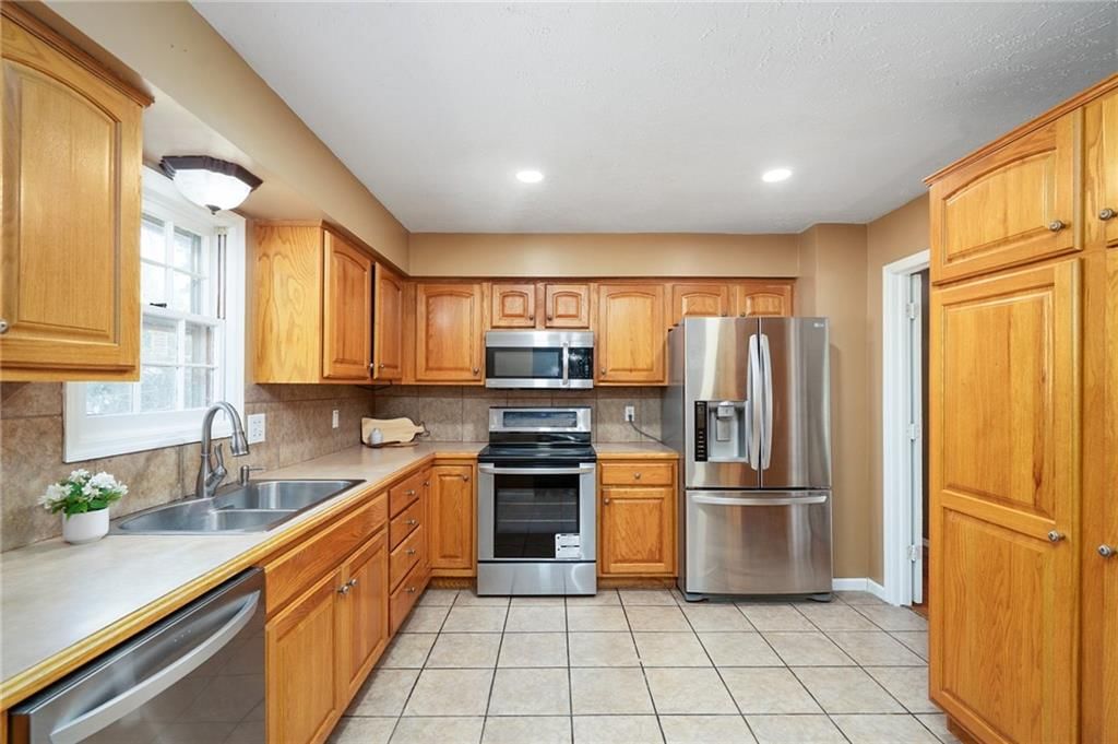 3510 W 9th Court — photo 8
