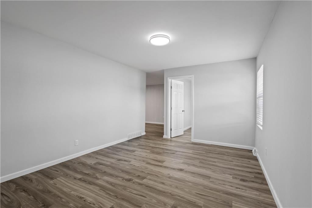 6924 Hunter Street — photo 4