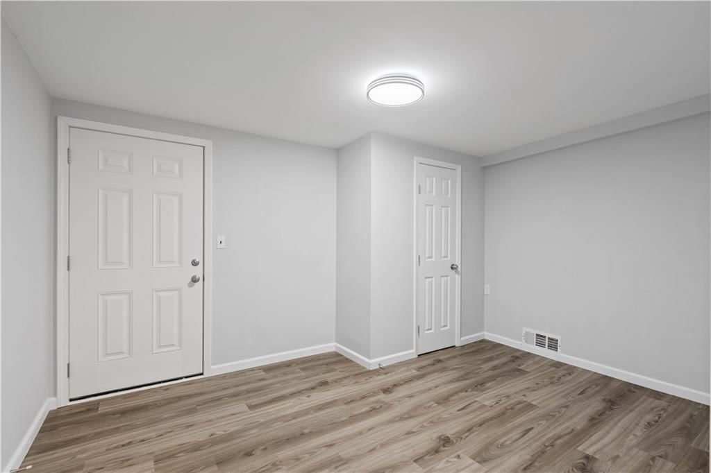 6924 Hunter Street — photo 14