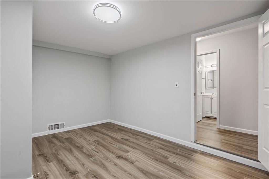 6924 Hunter Street — photo 15