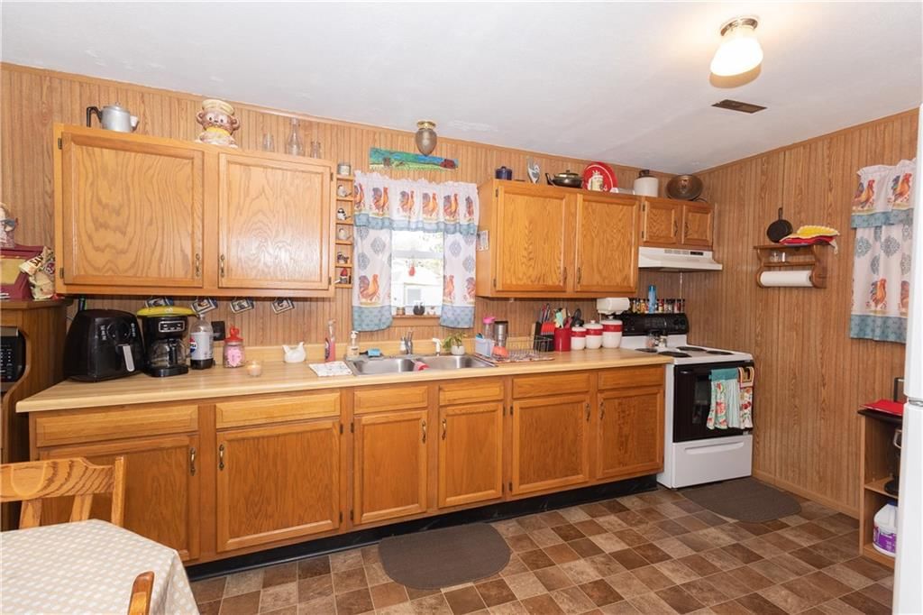 729 W 3rd Street — photo 3