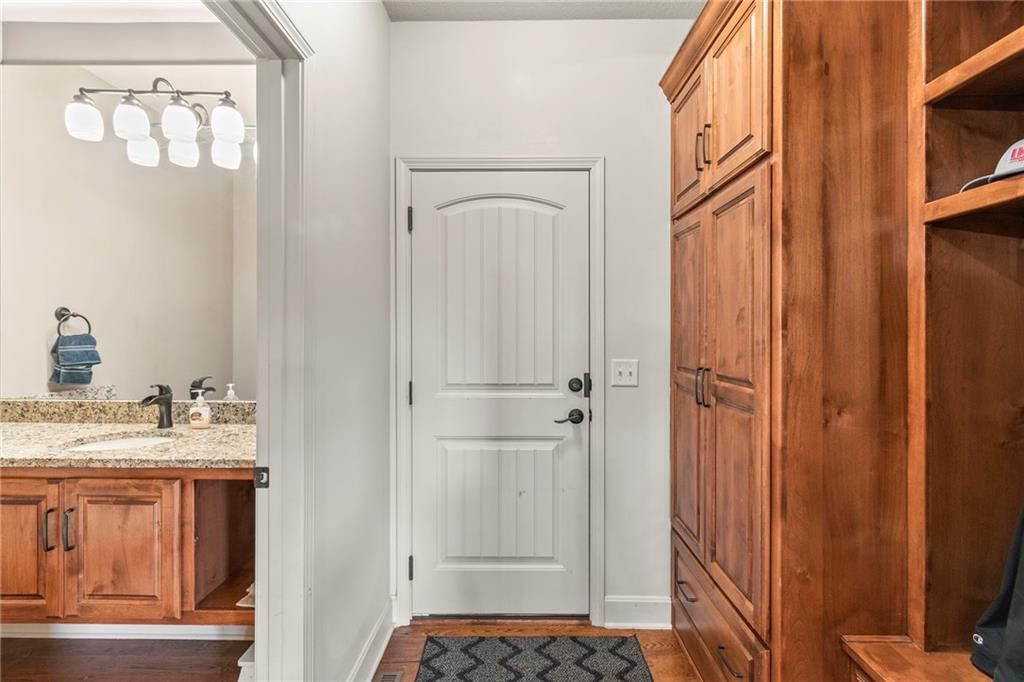 11729 S BARTH Road — photo 47