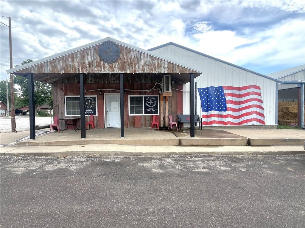 219 N Main Street — photo 2