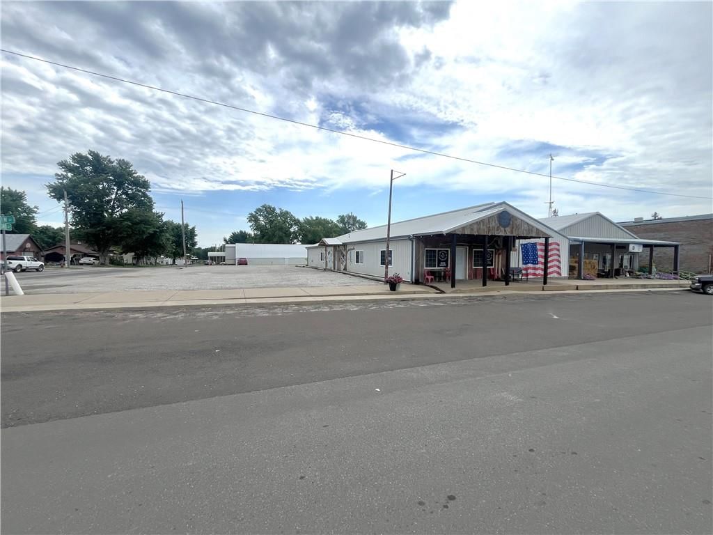 219 N Main Street — photo 3