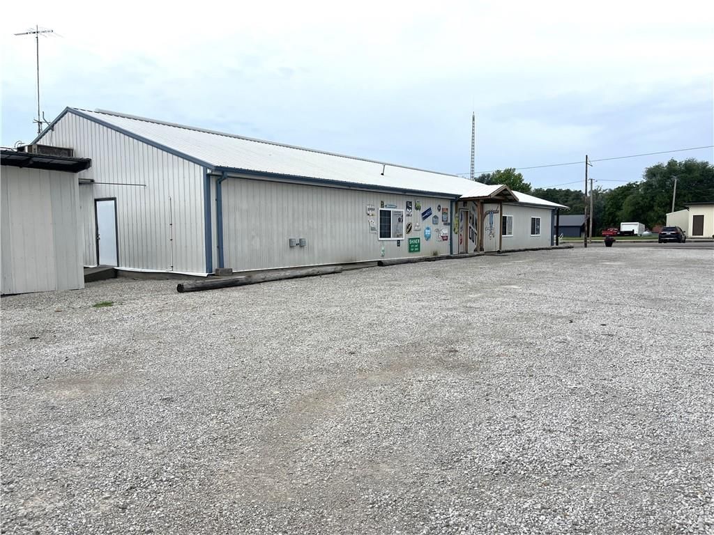 219 N Main Street — photo 4