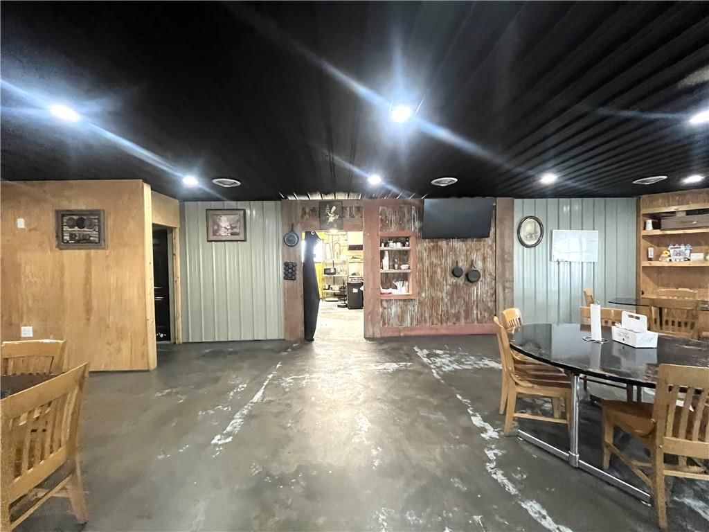 219 N Main Street — photo 10