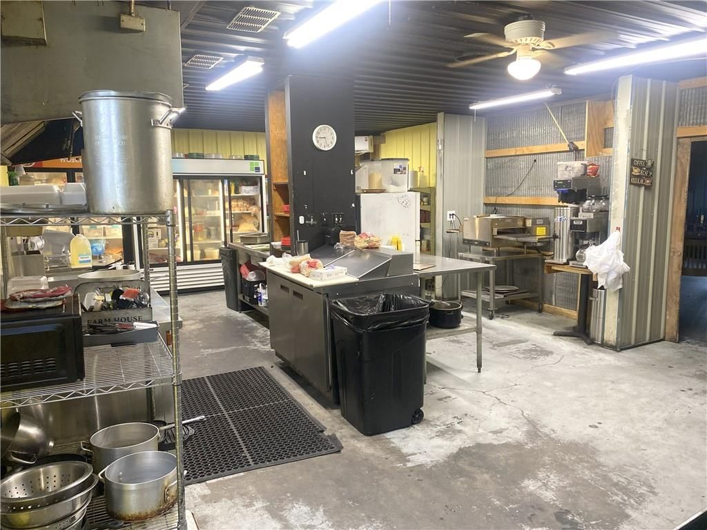 219 N Main Street — photo 12