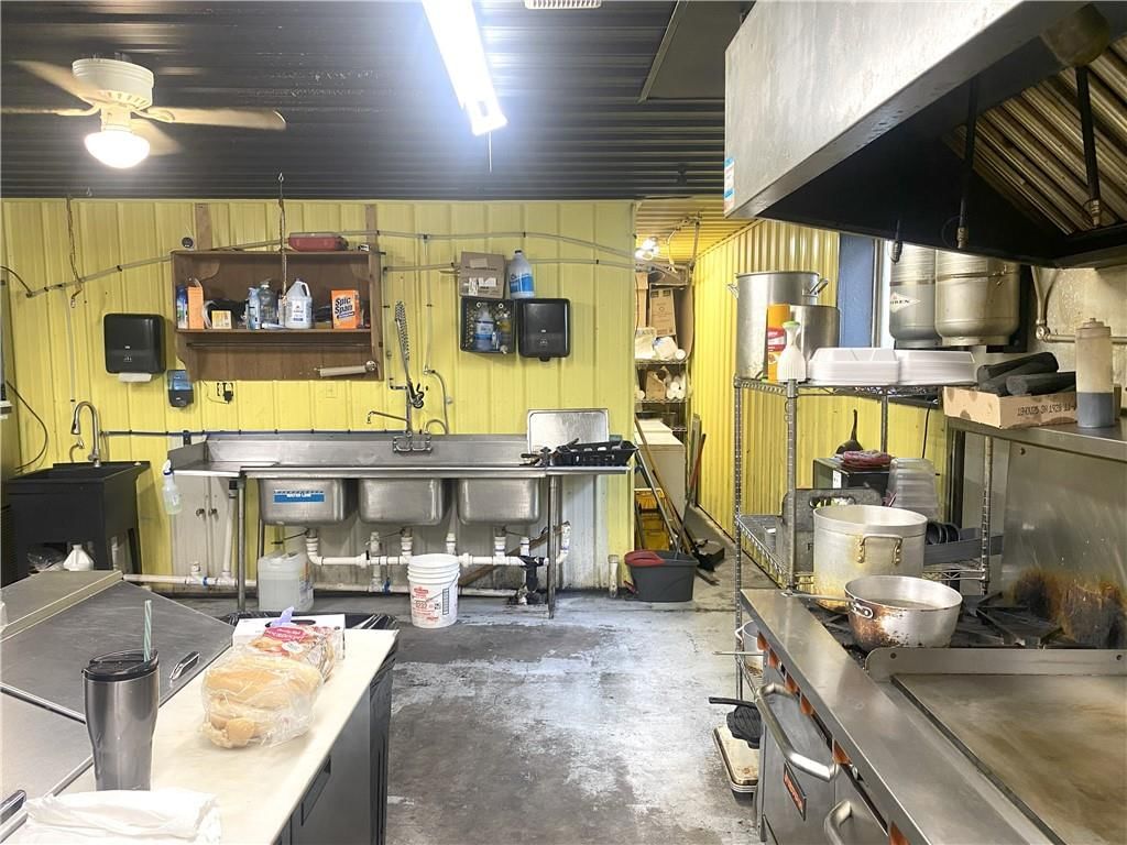 219 N Main Street — photo 14