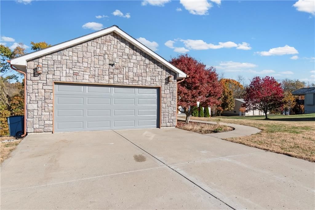 9230 SW Alpha Ridge Road — photo 18