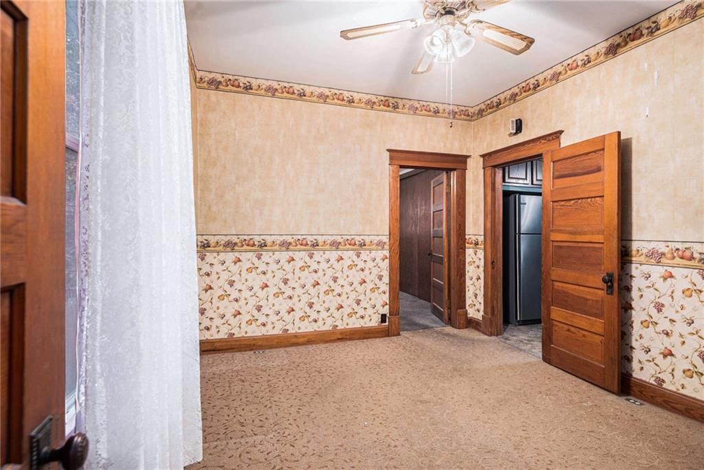 2725 Duncan Street — photo 10