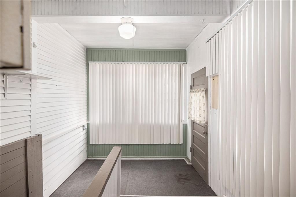 2725 Duncan Street — photo 14