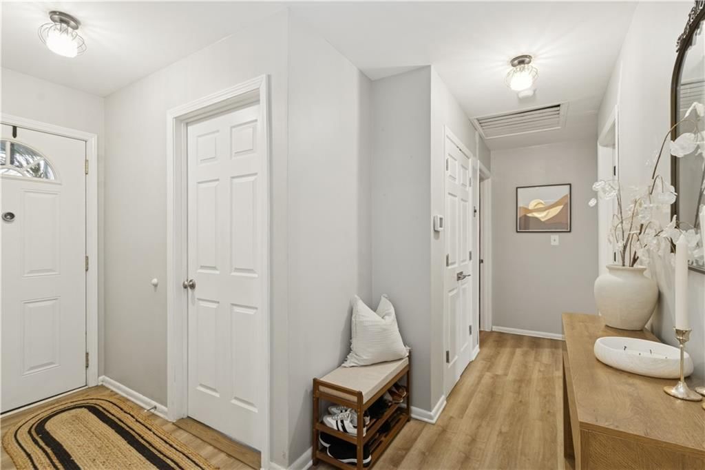 4121 W 54th Terrace — photo 3