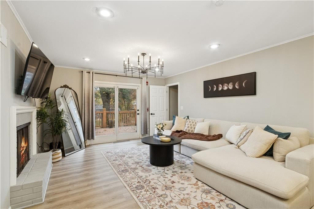 4121 W 54th Terrace — photo 8