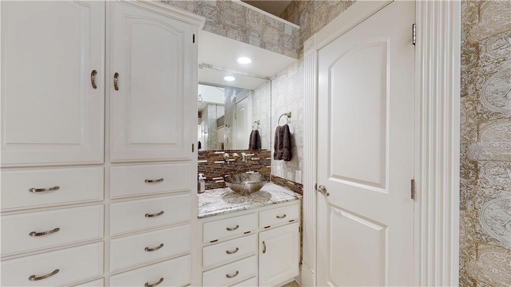 12236 Donovan Drive — photo 34