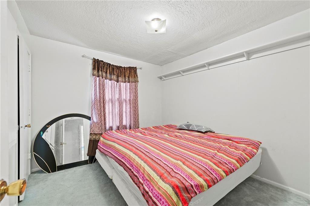 8117 Manning Avenue — photo 9