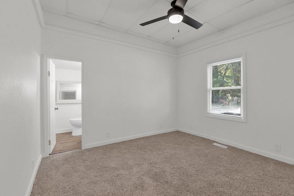 5646 S 2nd Street — photo 11