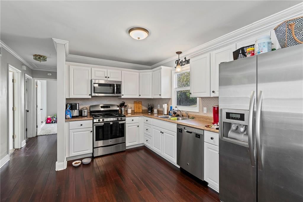 901 E Washington Street — photo 9