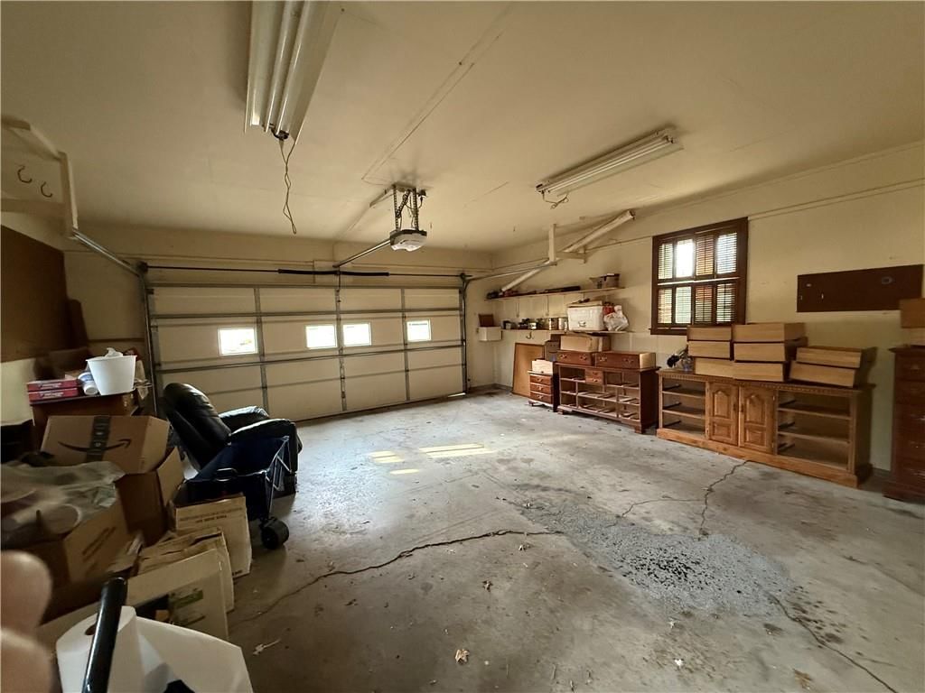402 Minnetare Lane — photo 28