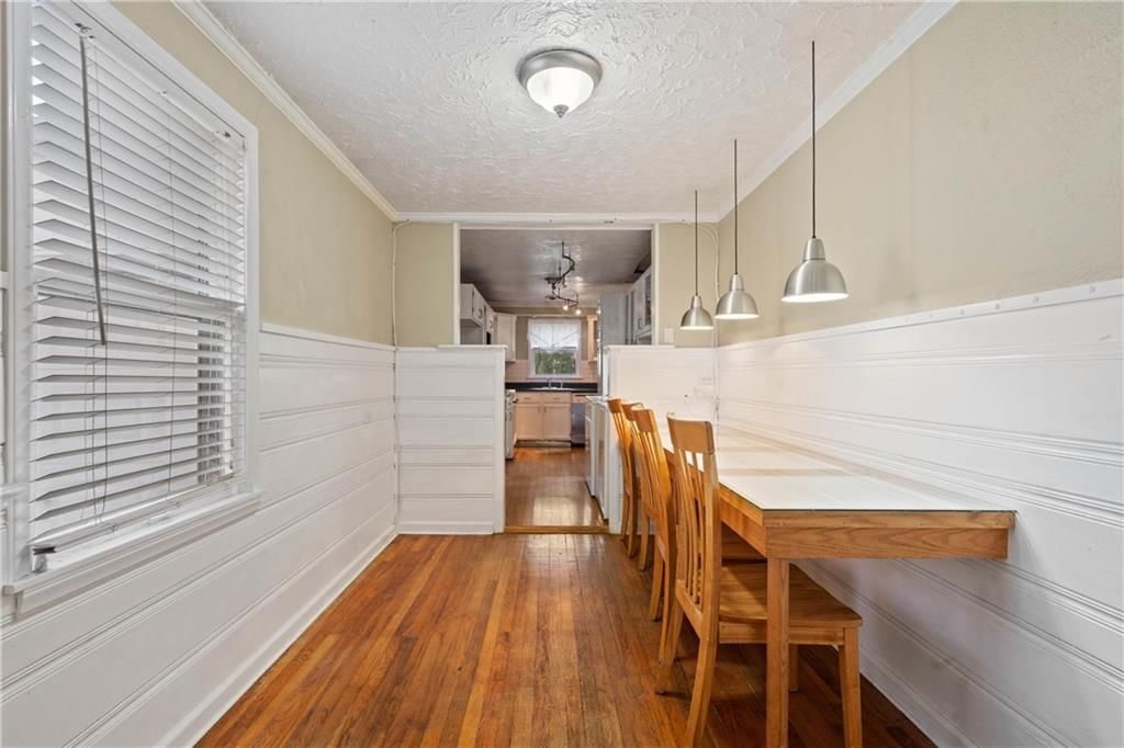 7611 Foster Street — photo 9