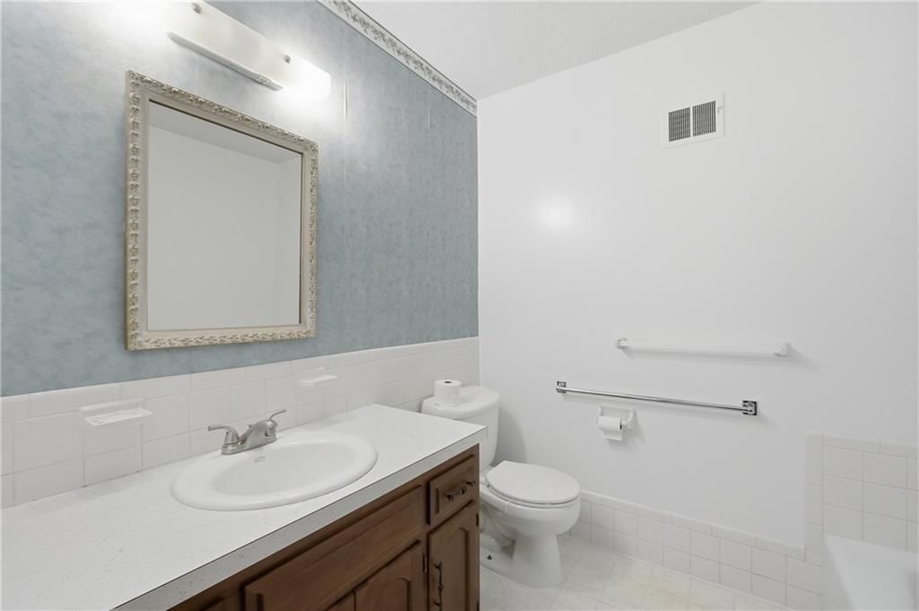 6929 NW 80th Street — photo 15