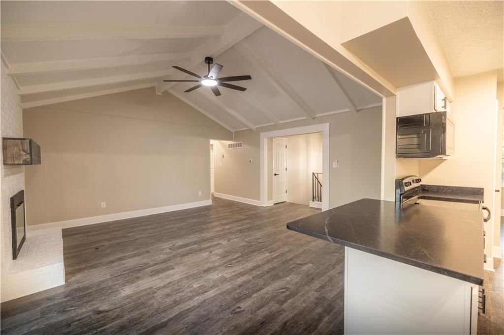 1600 NW Winchester Place — photo 5