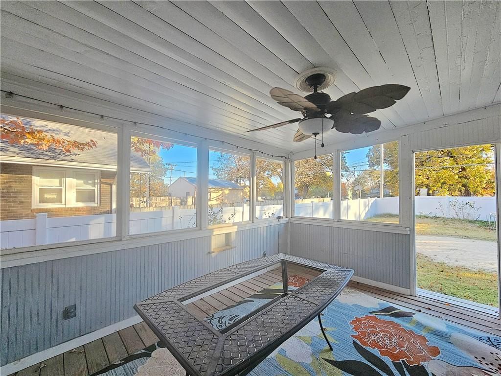 230 W 4th Avenue — photo 6
