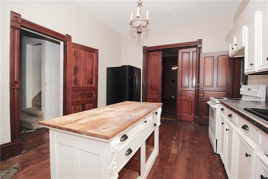 230 W 4th Avenue — photo 12