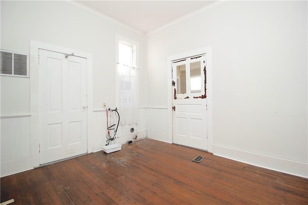 230 W 4th Avenue — photo 25