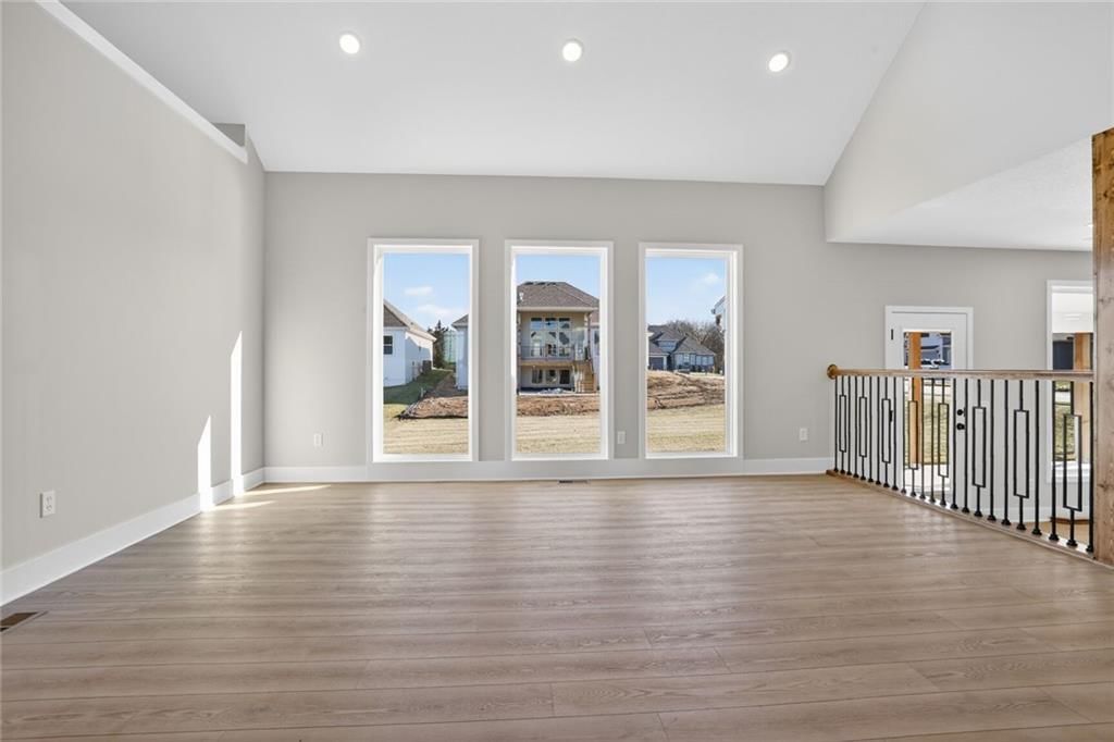 7040 NW Yulich Court — photo 6