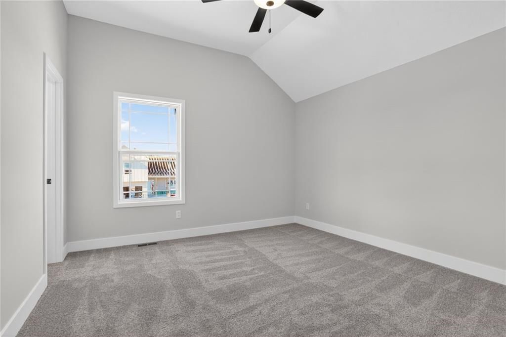 7040 NW Yulich Court — photo 14