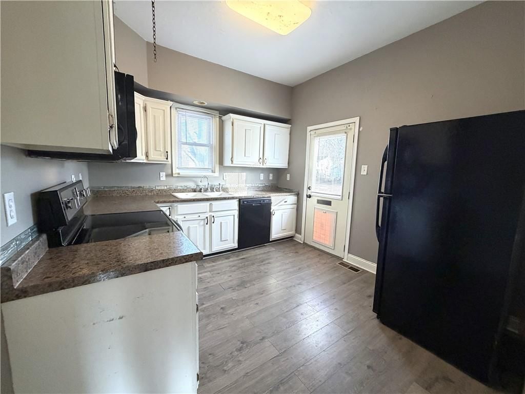 339 Wilson Street — photo 7