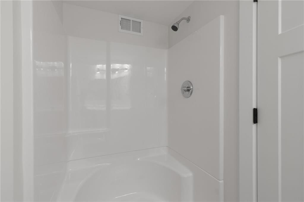 4300 E 104TH Street — photo 15