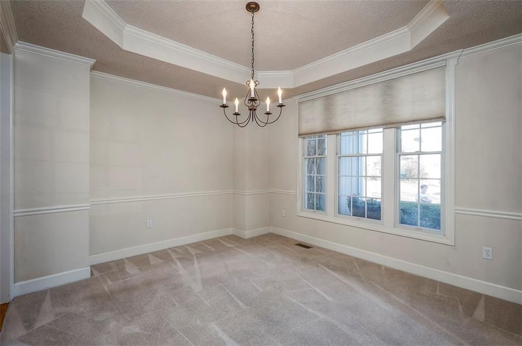 5402 Roundtree Street — photo 6