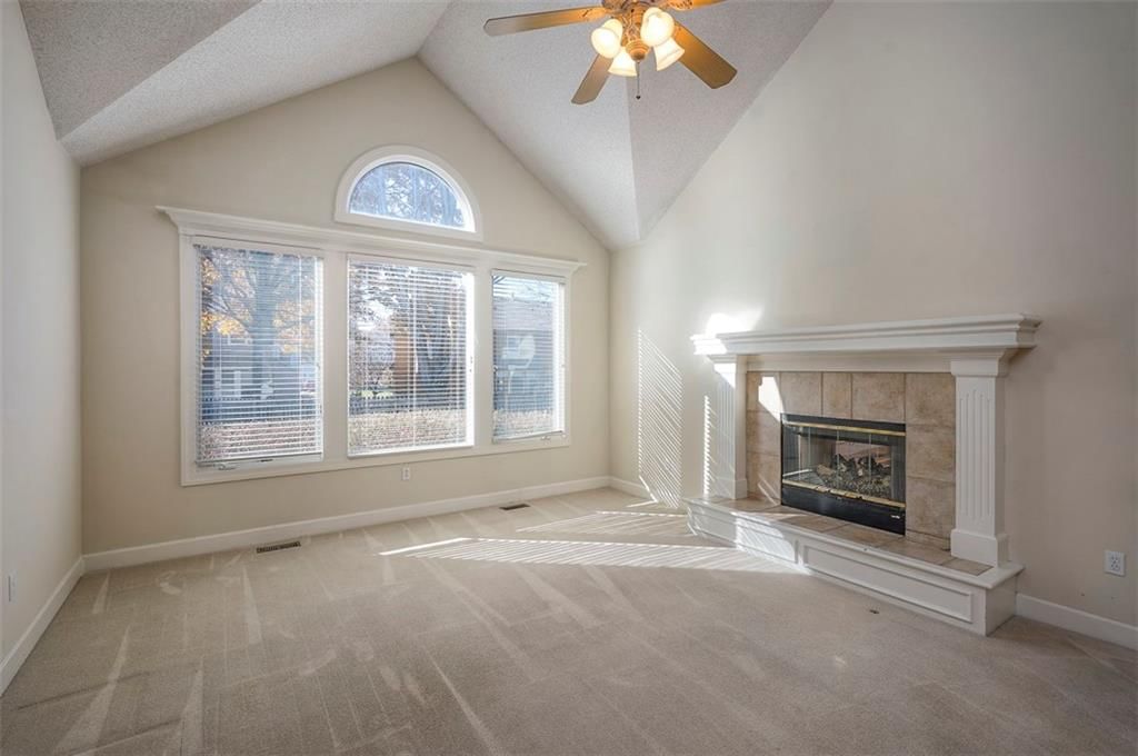 5402 Roundtree Street — photo 9