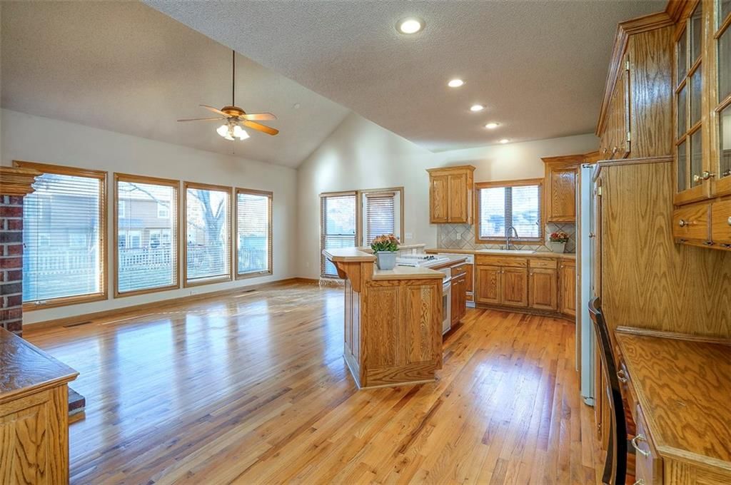 5402 Roundtree Street — photo 12