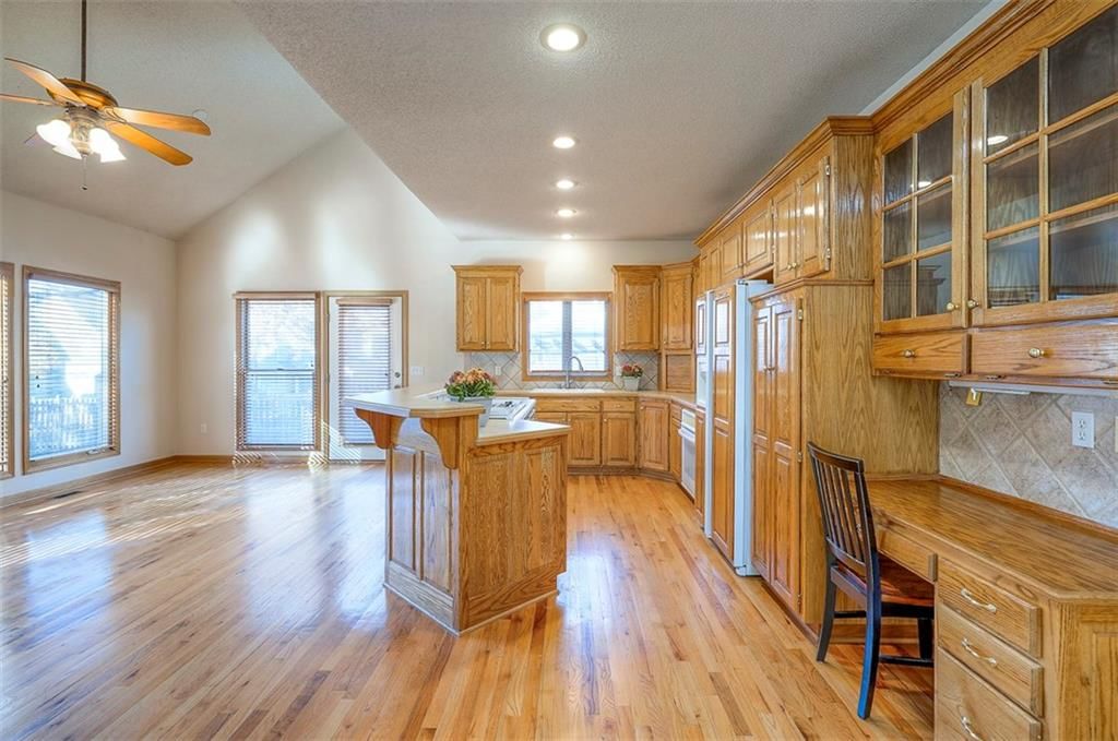 5402 Roundtree Street — photo 13