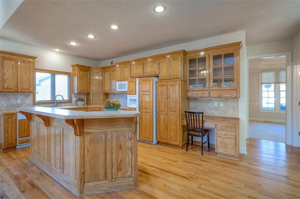5402 Roundtree Street — photo 14