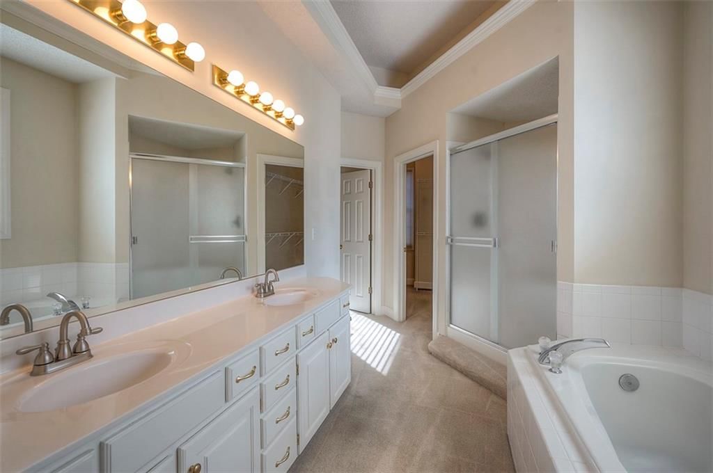5402 Roundtree Street — photo 34