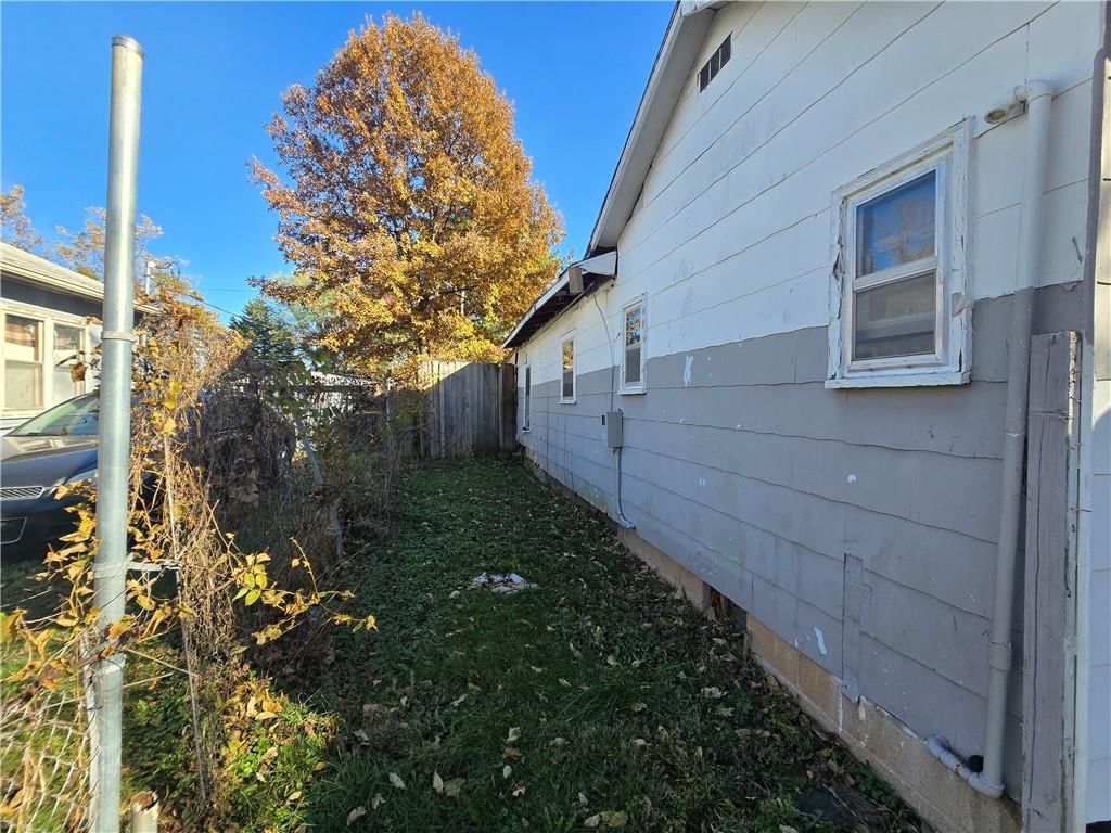 8315 Brooklyn Avenue — photo 8